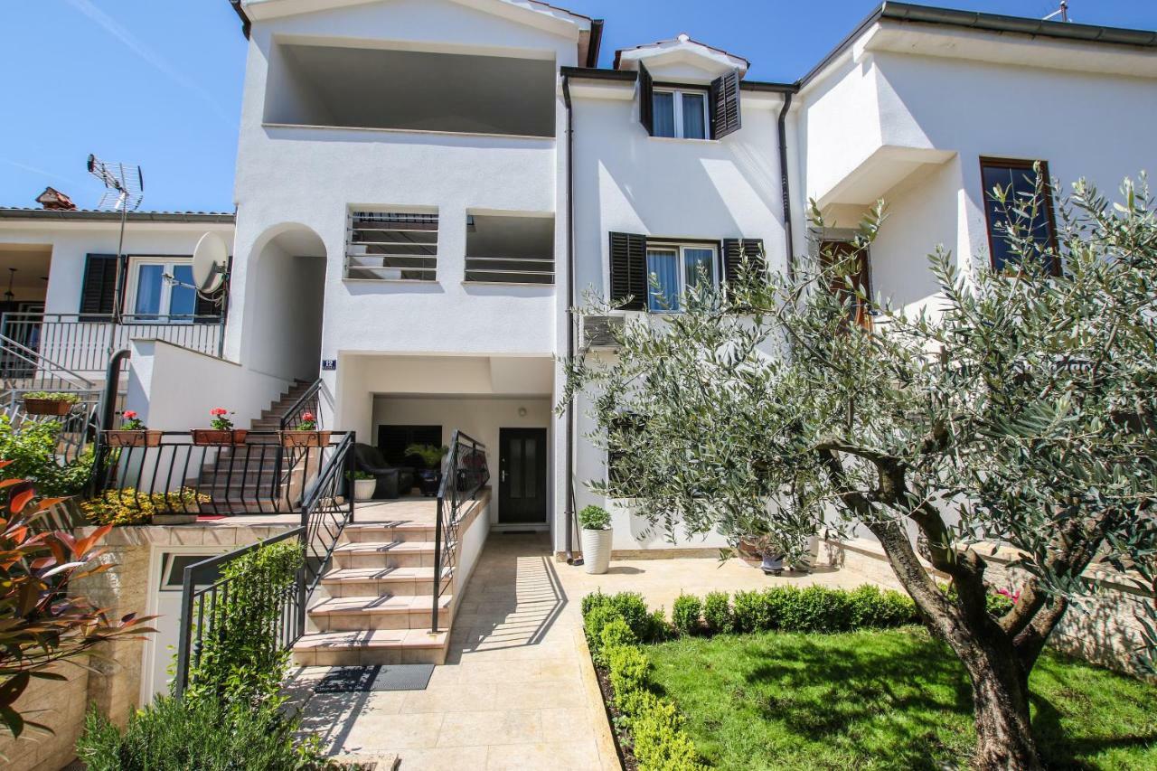 Apartmani Ljubica Porec Luaran gambar